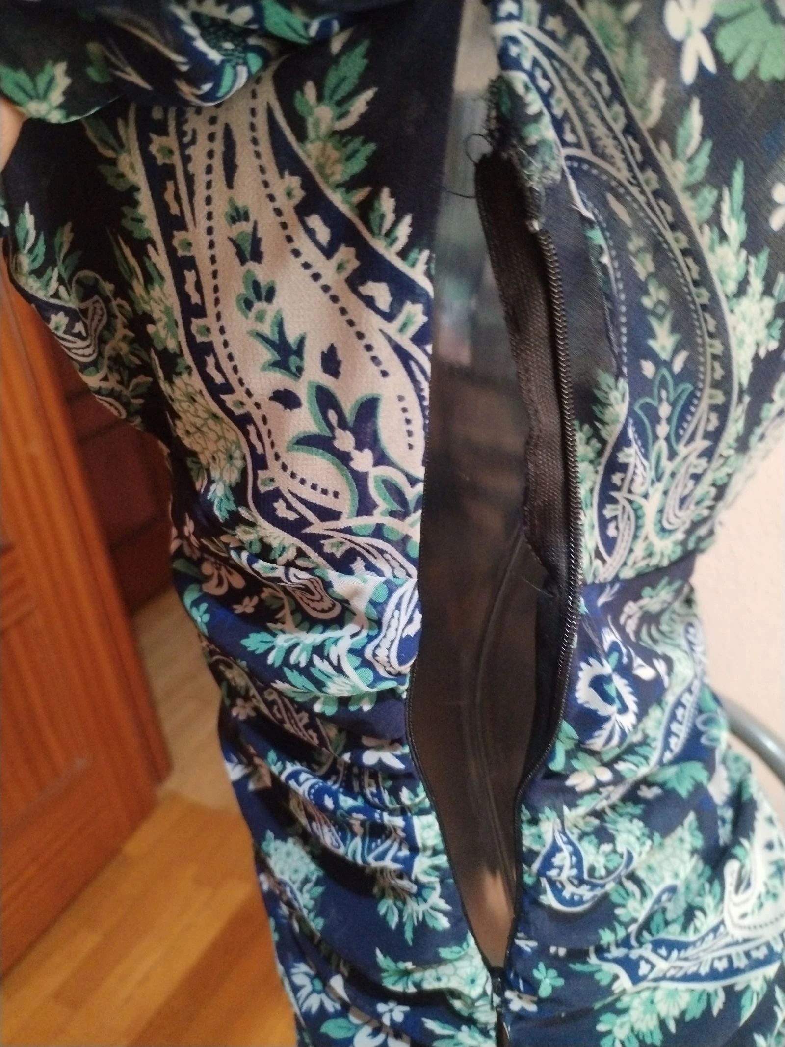 Un vestido de Zara elegante con un diseño espectacular y un estampado muy original – photo 8